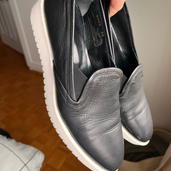 Genuine leather shoes - Picture 2 of 6